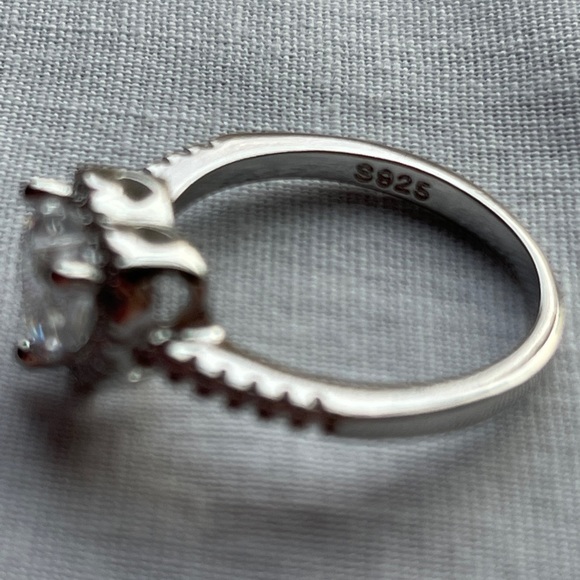 HeartRing S925Silver CubicZirconiaStoneElegantRing - Picture 7 of 8